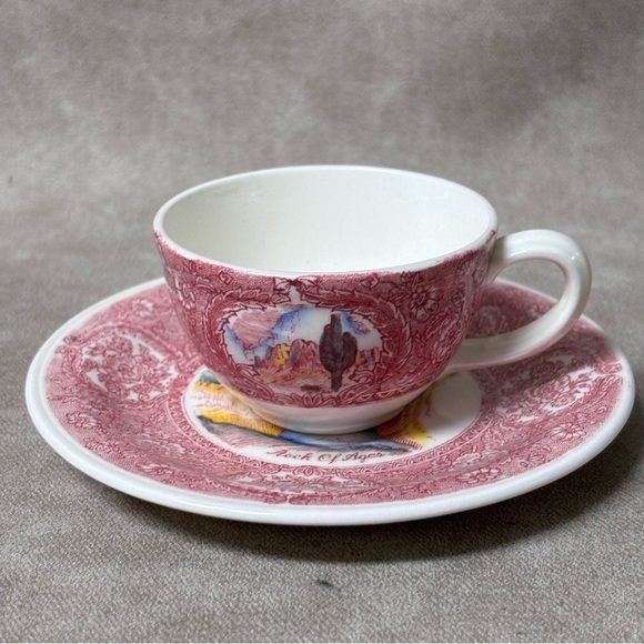 Rock of Ages Carisbad Caverns By Vernon Kilns U.S.A.-Cup & Saucer - Picture 1 of 7